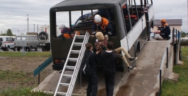 День открытых дверей устроили для школьников дальневосточные спасатели пресс-служба ДВРПСО