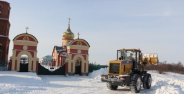 Дорогу к монастырю пришлось прокладывать спасателям из-за циклона в Хабаровском крае Информационное подразделение      Амурского спасательного центра МЧС России