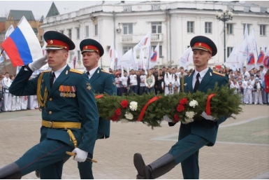 Участники &quotЭстафеты Победы&quot в Хабаровске почтили память погибших в войне Пресс-служба министерства спорта и молодежной политики